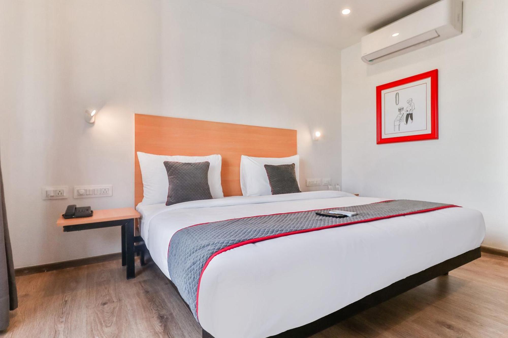 Super Townhouse Reva College University Yelahanka 外观 照片